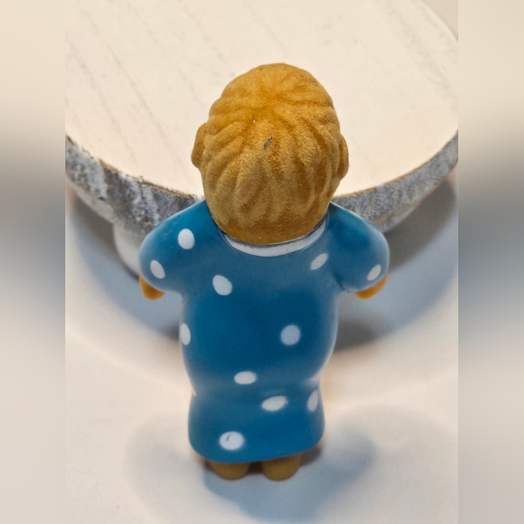 VINTAGE 1986 Berenstain Bears Mama Bear Plastic Figure Toy [ Read Details ] - Picture 5 of 13